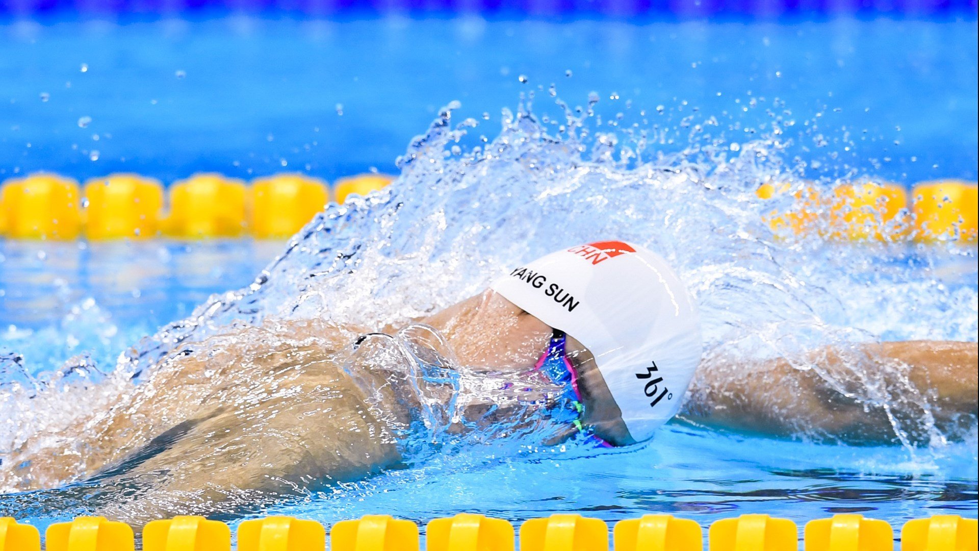 田径短跑项目成绩不断接近纪录